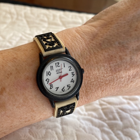 Hot Look watch with Japan Movt. Vintage 1994 fun watch with stick people band. - Picture 8 of 10